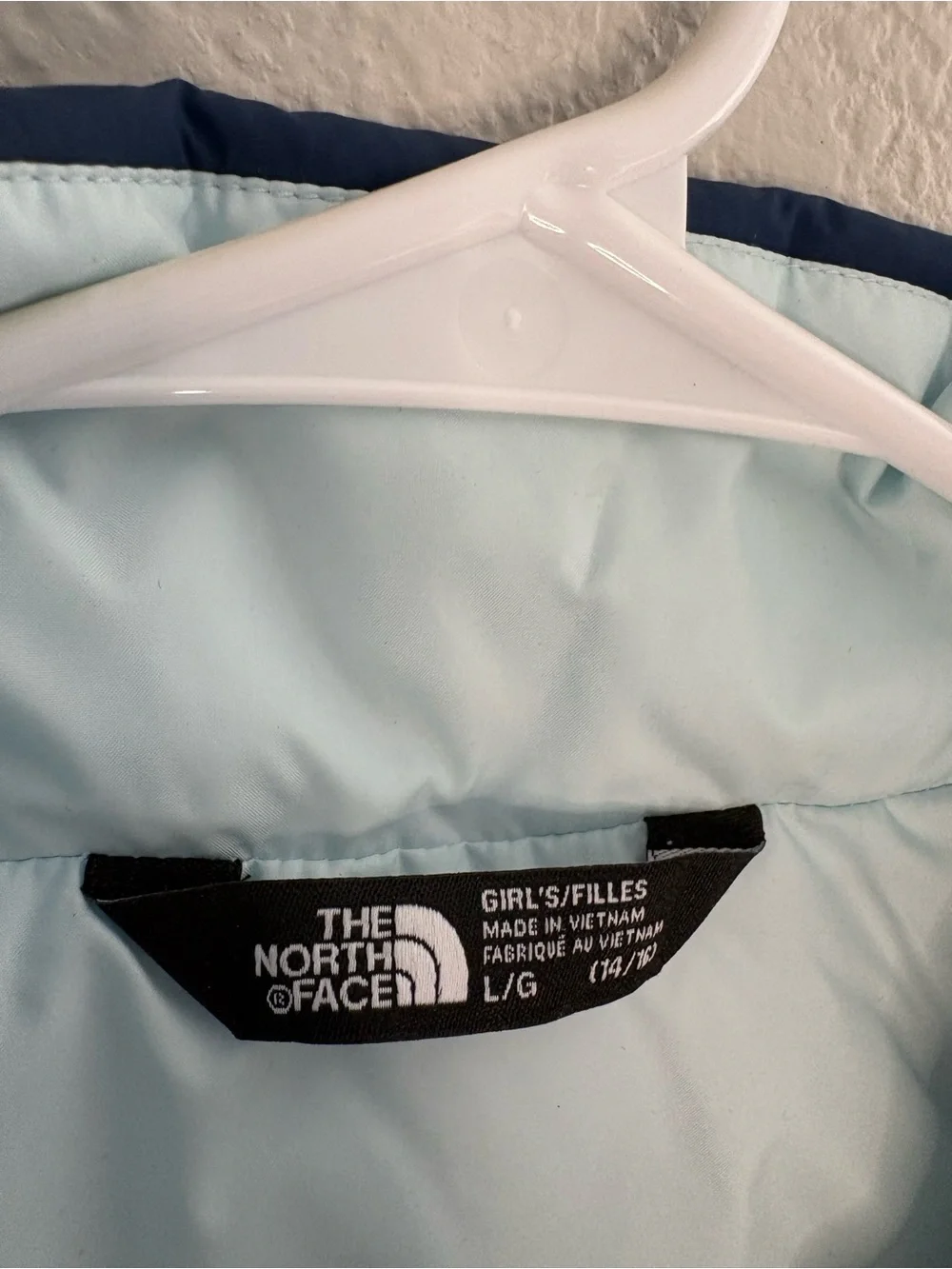 The North Face Blue Teal Puffer Vest Winter Girls Large 14/16